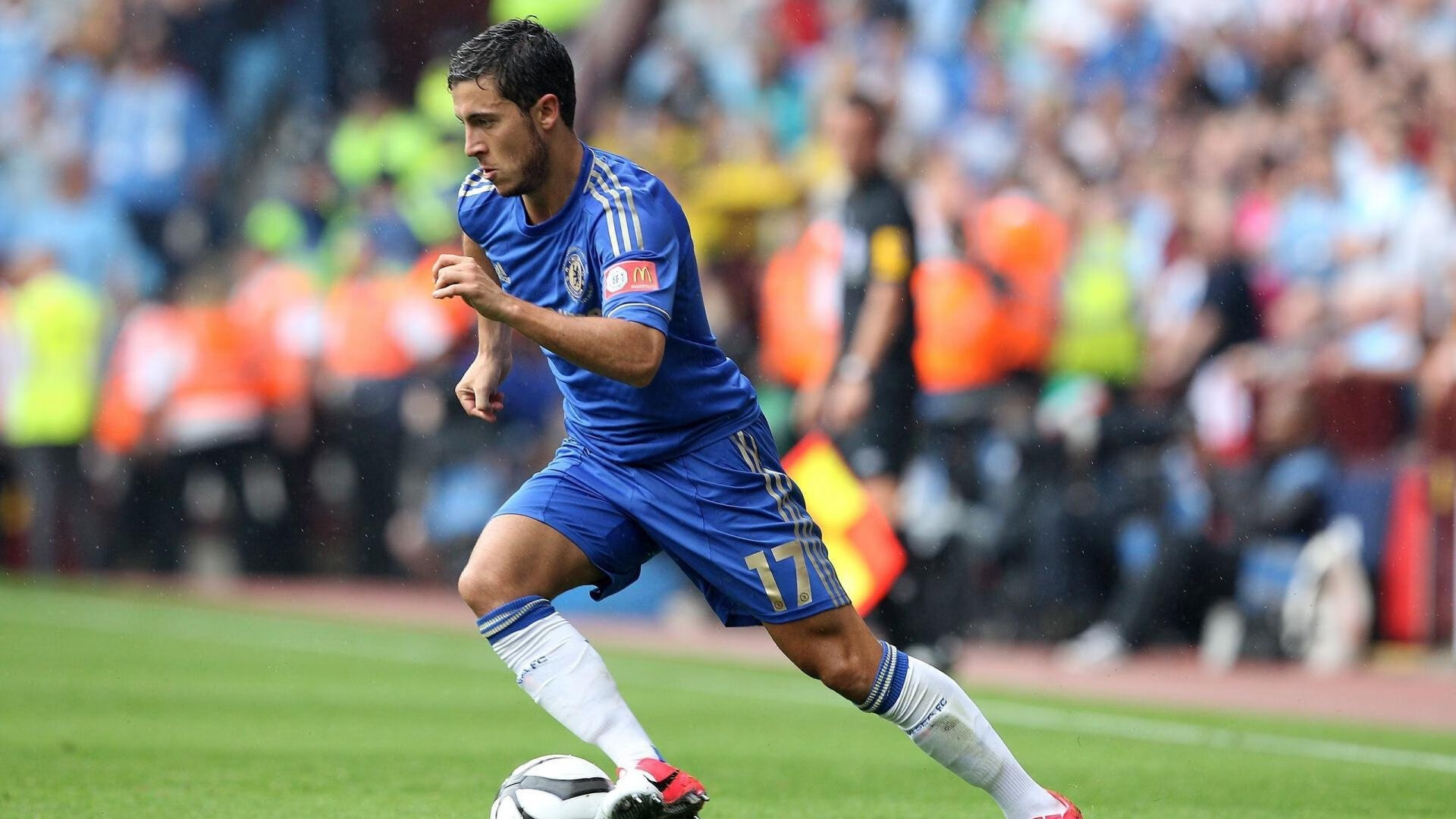 跨界风暴，塞内加尔足球击溃塞维利亚，厄德高在F1街道赛上演接管艺术